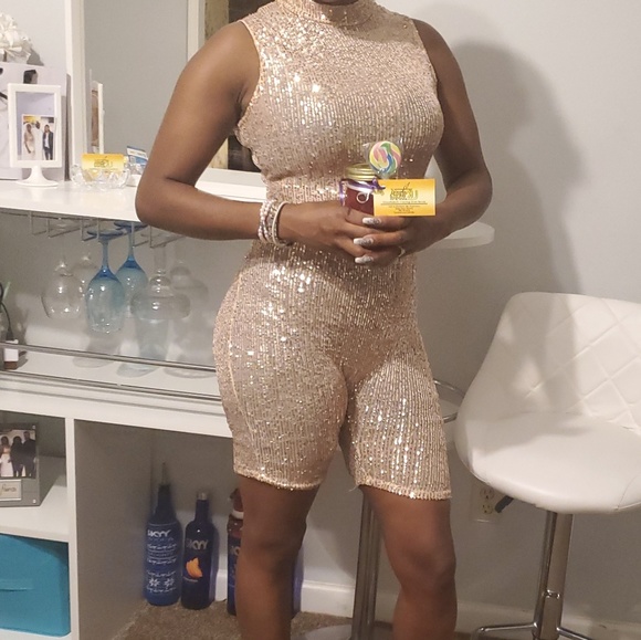 Rose Gold Sequin Romper US M - Picture 3 of 3